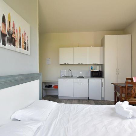 Villa Caterina Apartments By Wonderful Italy Desenzano del Garda Zewnętrze zdjęcie