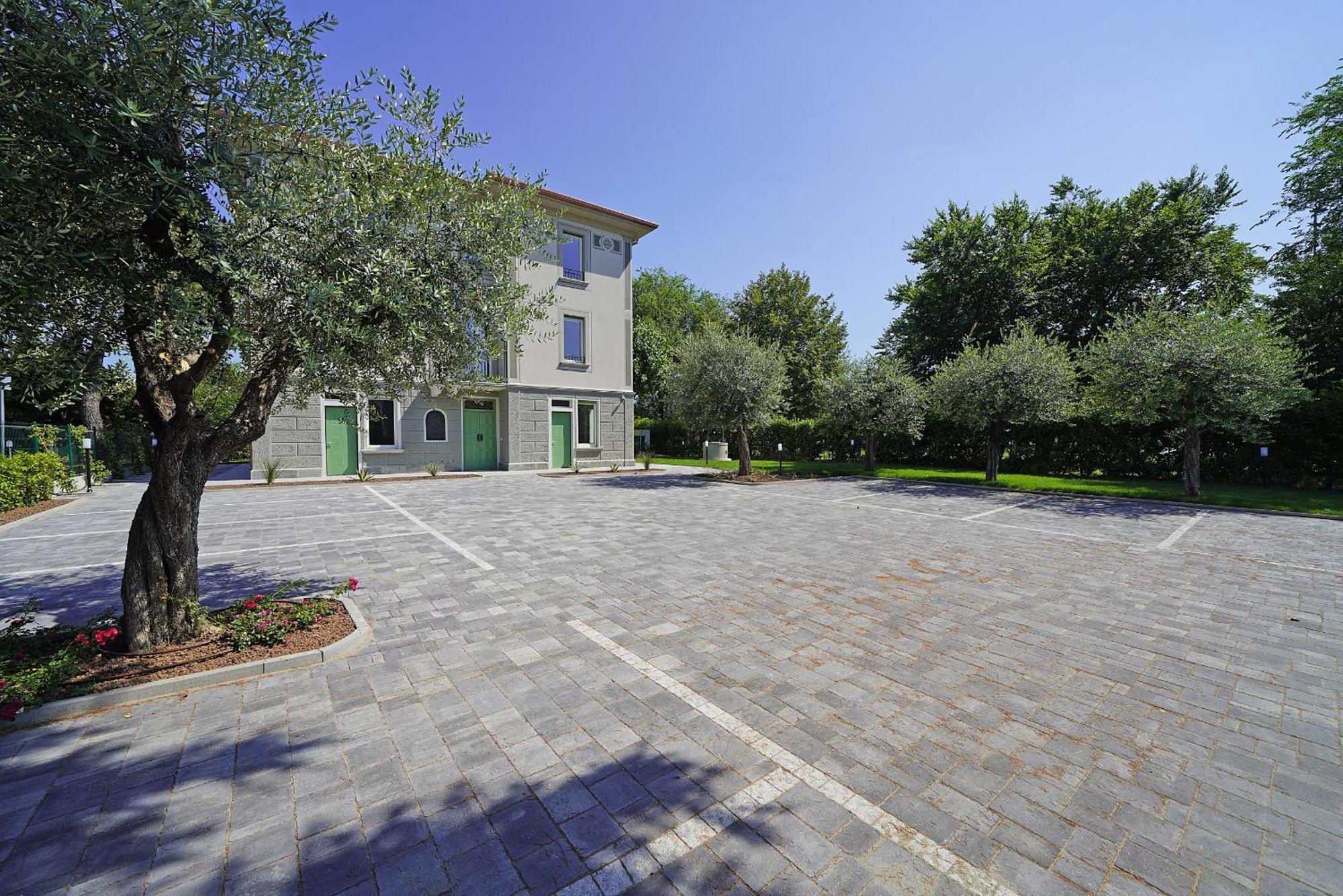 Villa Caterina Apartments By Wonderful Italy Desenzano del Garda Zewnętrze zdjęcie