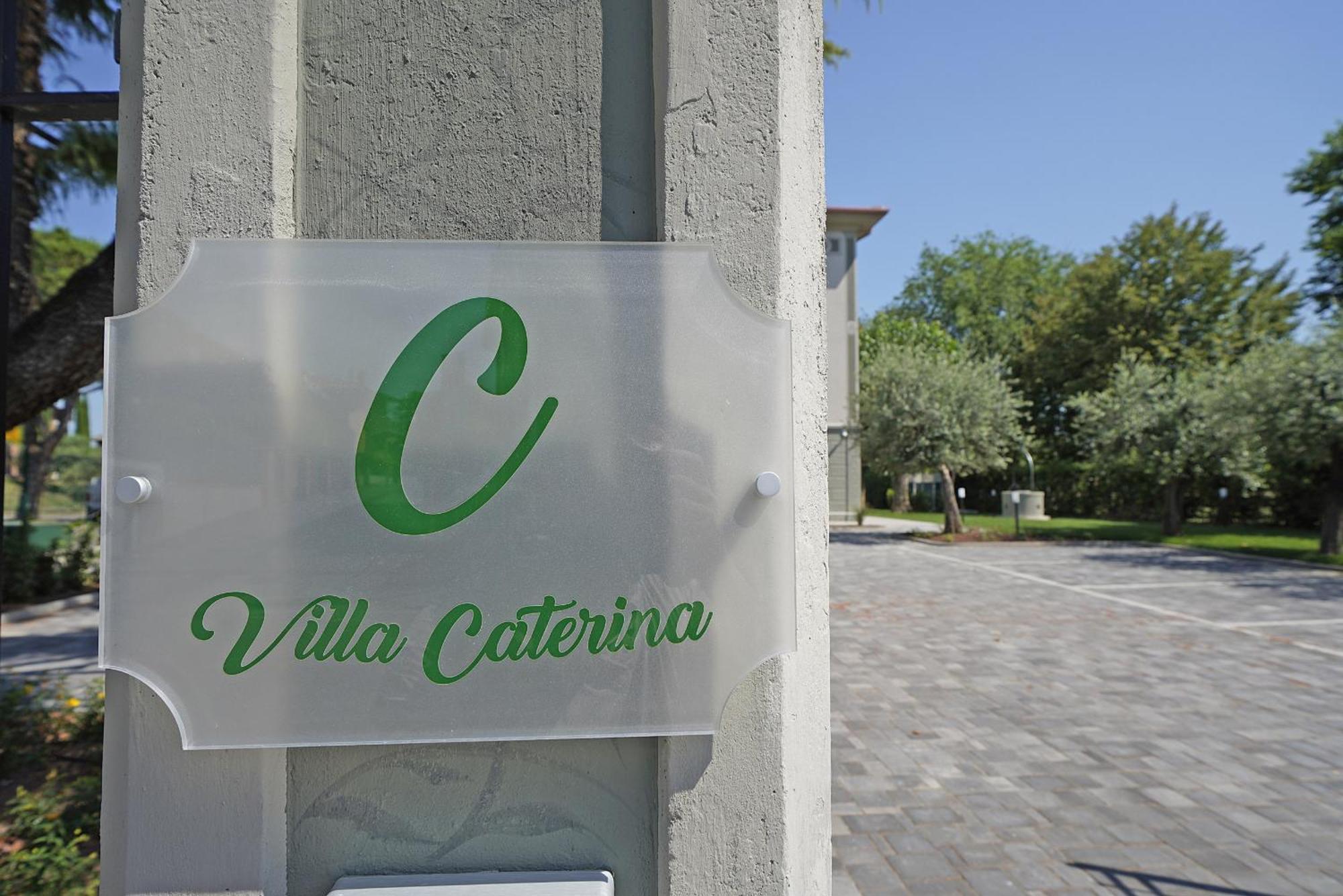 Villa Caterina Apartments By Wonderful Italy Desenzano del Garda Zewnętrze zdjęcie