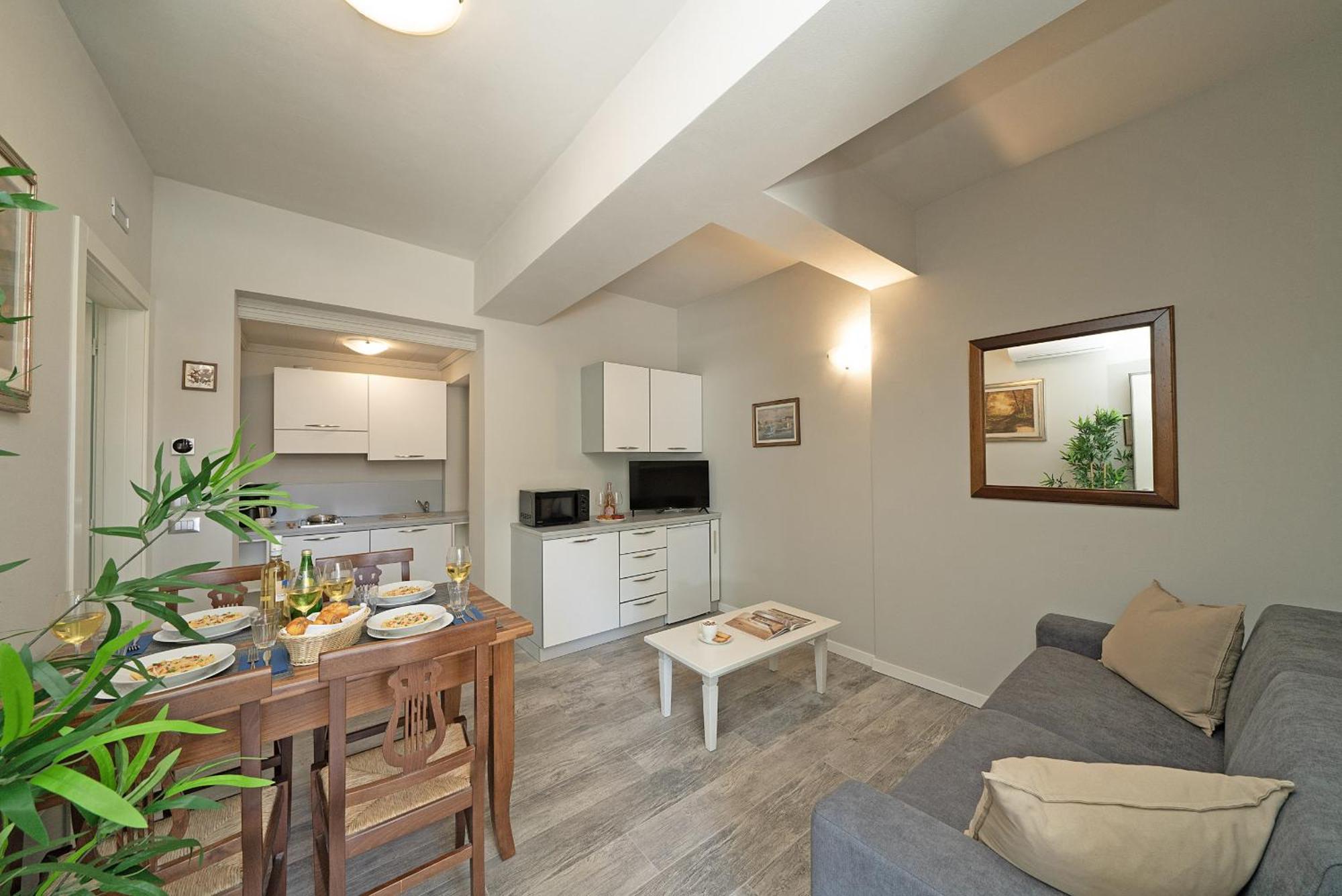 Villa Caterina Apartments By Wonderful Italy Desenzano del Garda Zewnętrze zdjęcie