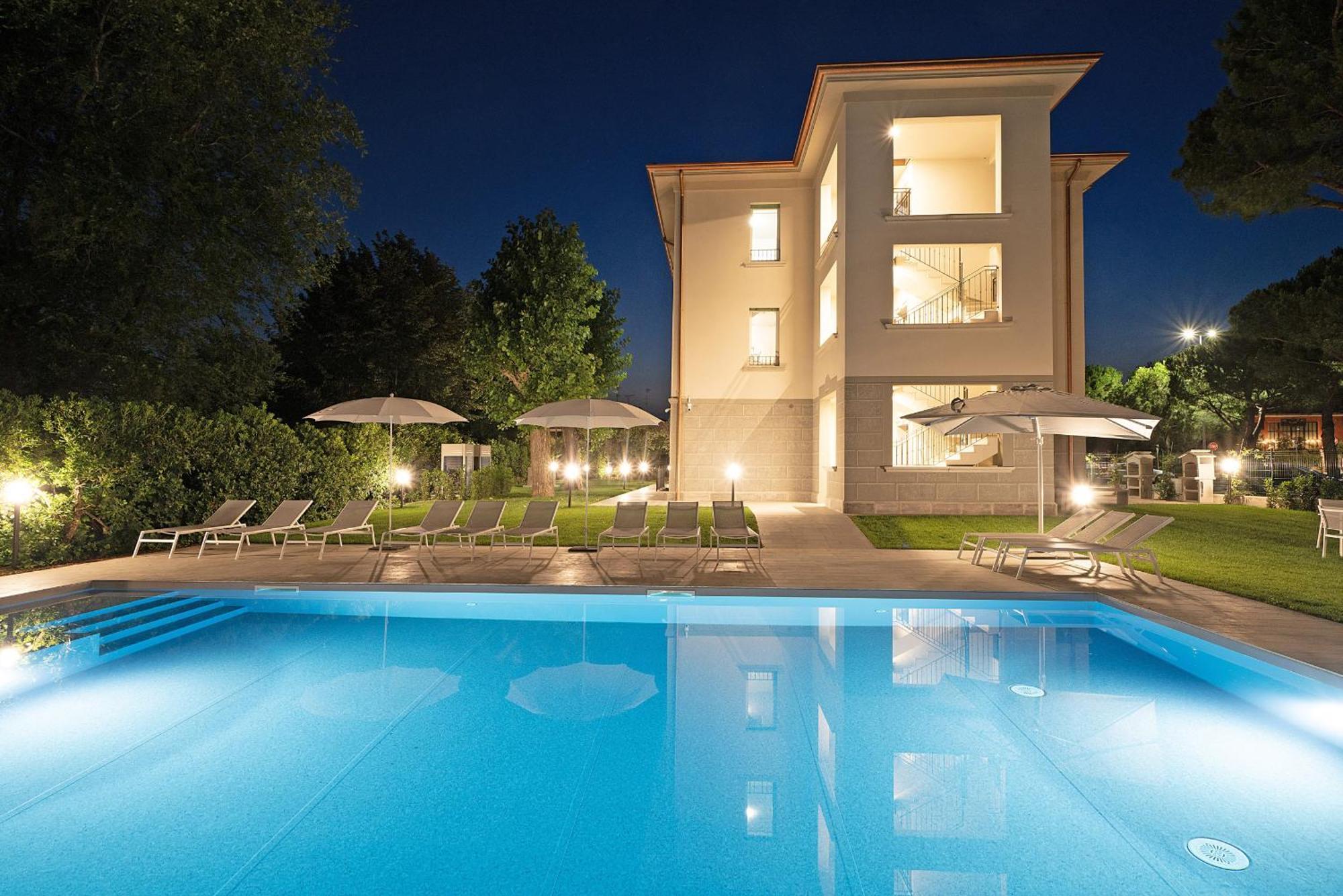 Villa Caterina Apartments By Wonderful Italy Desenzano del Garda Zewnętrze zdjęcie