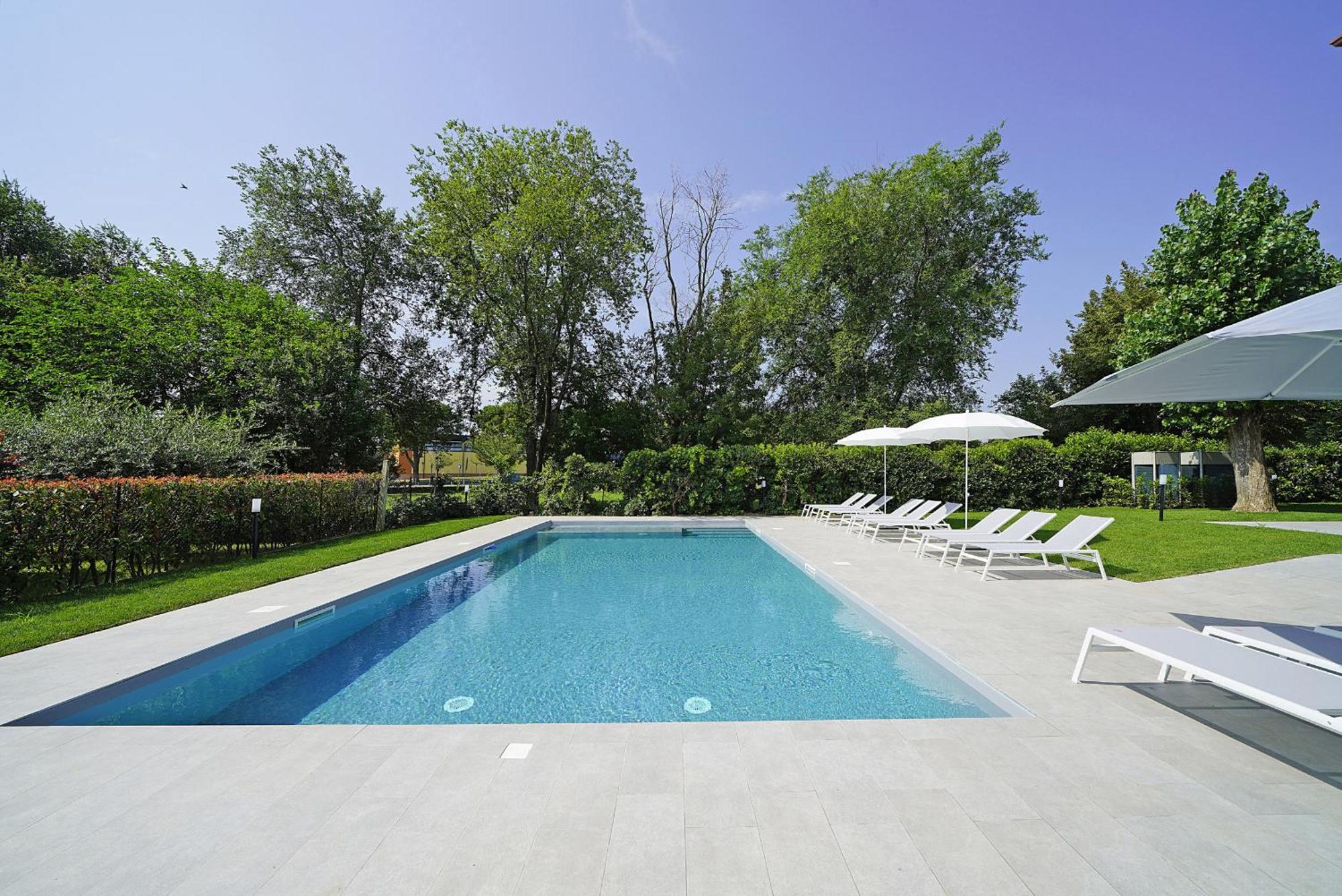 Villa Caterina Apartments By Wonderful Italy Desenzano del Garda Zewnętrze zdjęcie