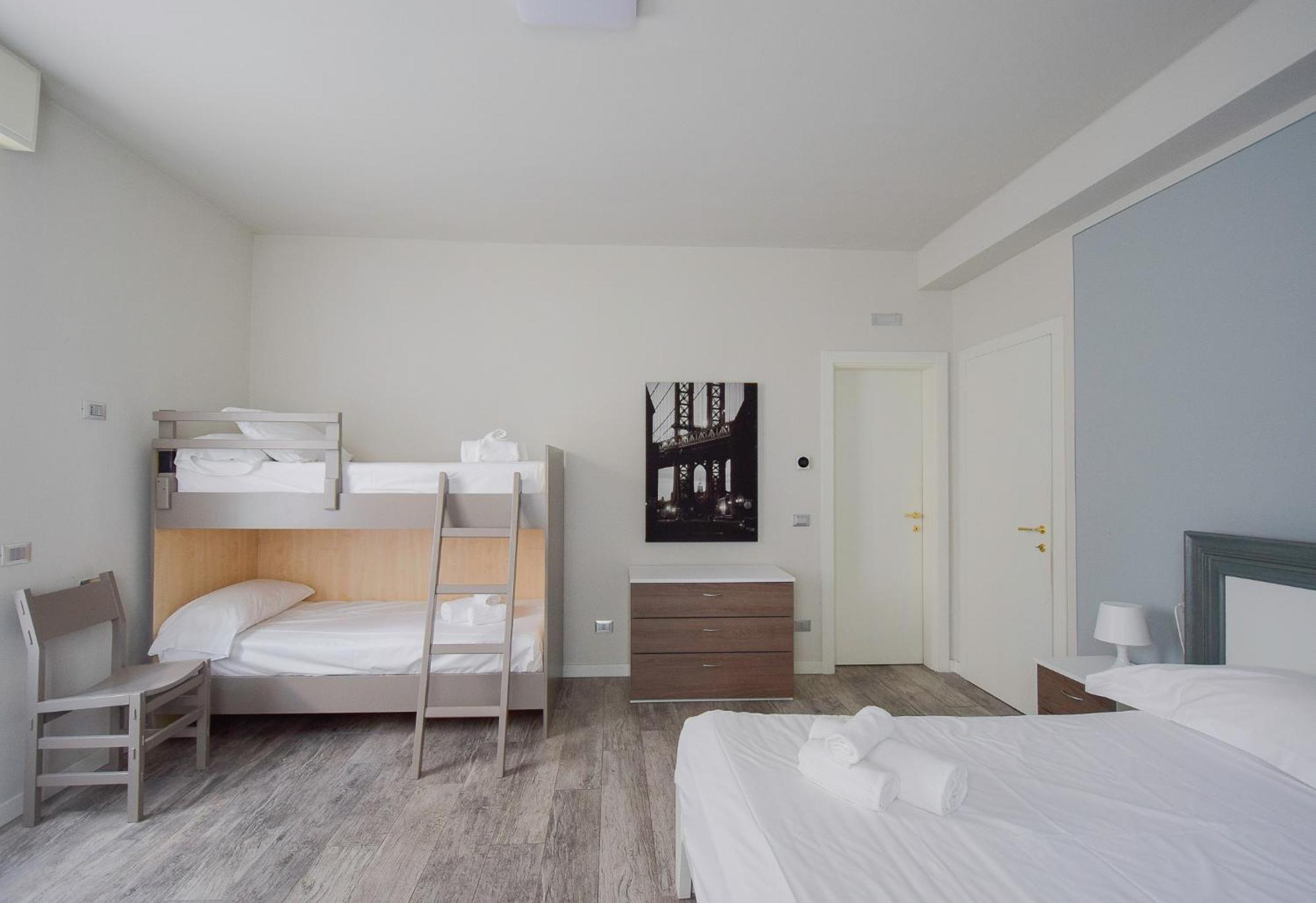 Villa Caterina Apartments By Wonderful Italy Desenzano del Garda Zewnętrze zdjęcie