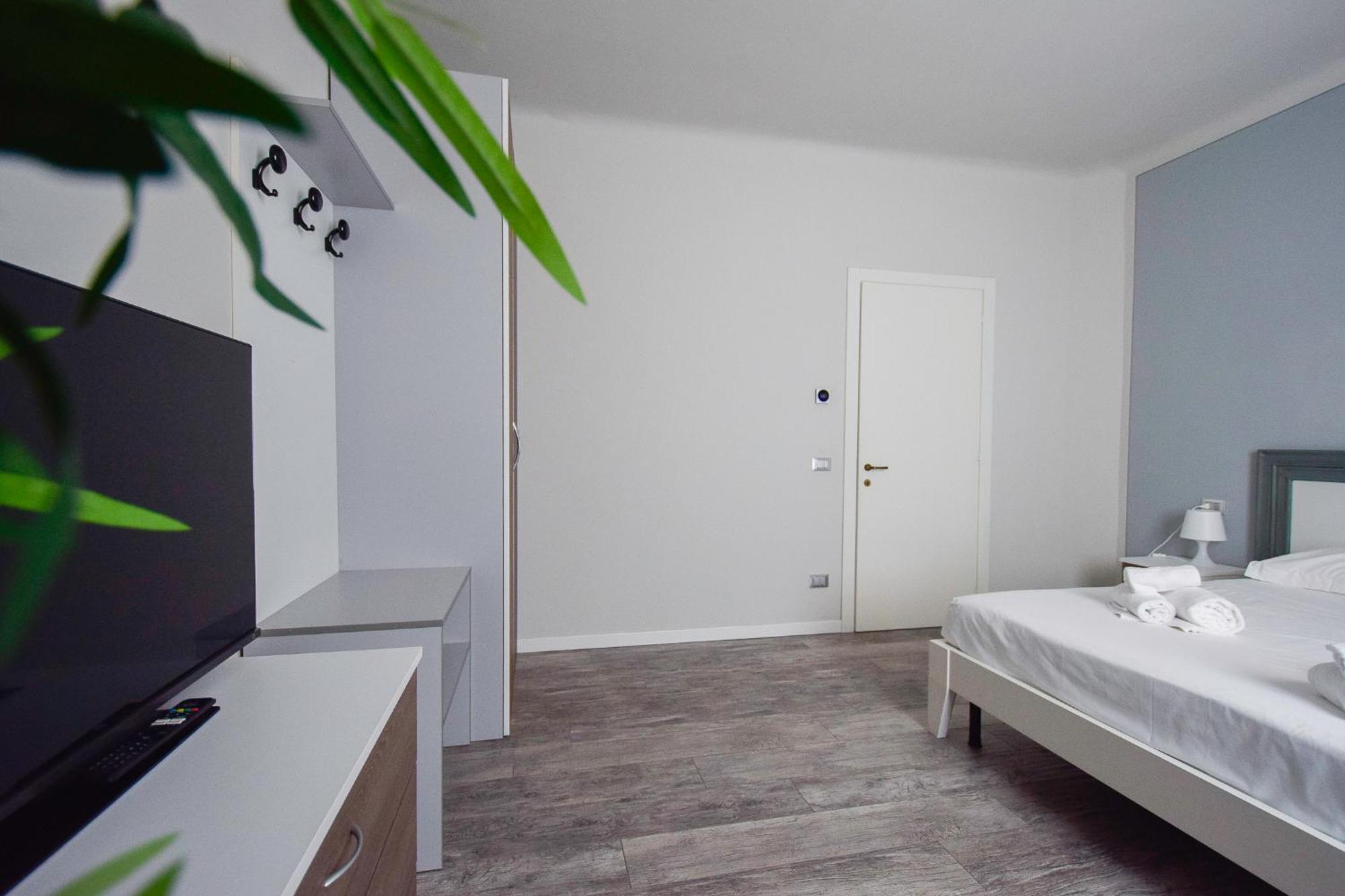 Villa Caterina Apartments By Wonderful Italy Desenzano del Garda Zewnętrze zdjęcie